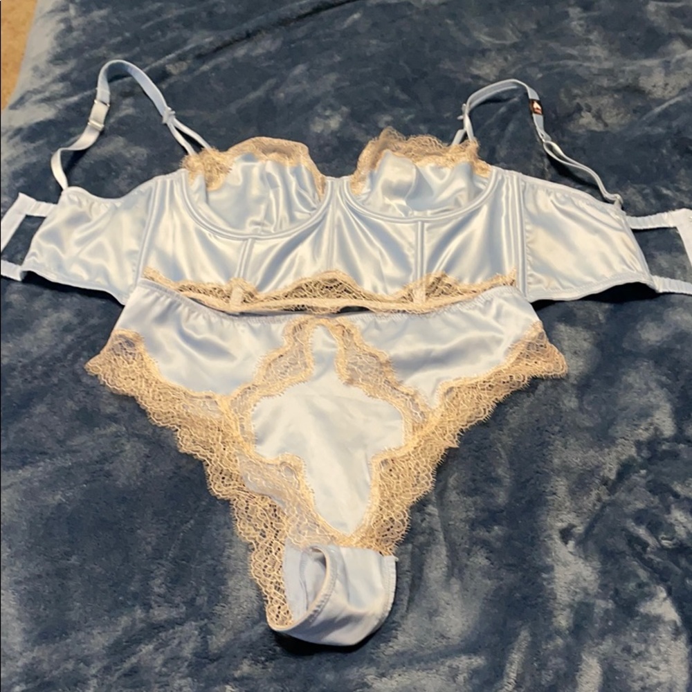 NWOT Victoria’s Secret’s blue lingerie set